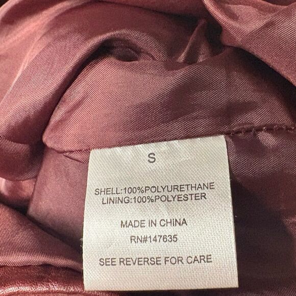 Romeo & Juliet‎ Red Faux Leather Skirt Size Small - Picture 7 of 8